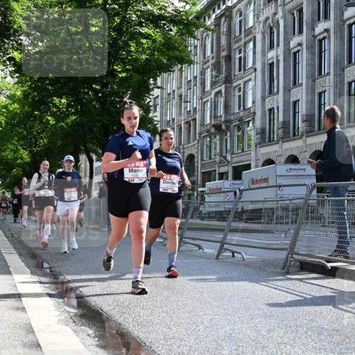 14.06.2026 - REWE Women's Run J. Mangold http://msf.ph/oto/9754913 14.06.2026 10:15:10 Ziel 10202, 10249, 10330, 10523, 10570, 10630, 10746, 11106, 11151 meine-sportfotos.de