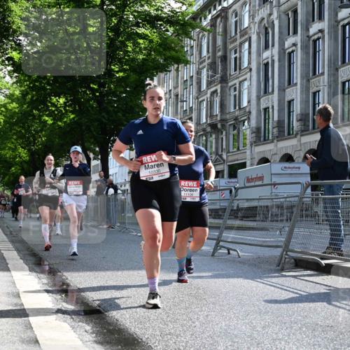14.06.2026 - REWE Women's Run J. Mangold http://msf.ph/oto/9754919 14.06.2026 10:15:10 Ziel 10202, 10249, 10330, 10523, 10570, 10630, 10746, 11106, 11151 meine-sportfotos.de