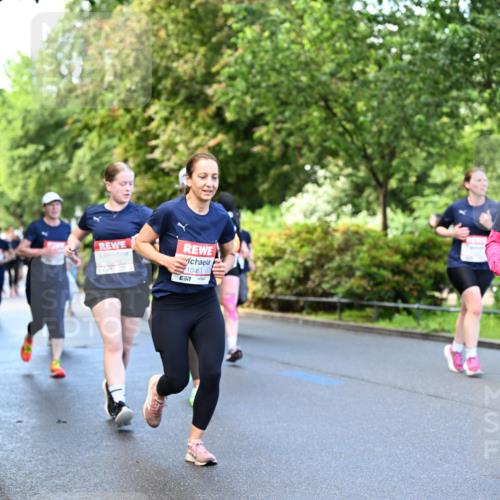 14.06.2026 - REWE Women's Run Dr. Thomas Lammeyer http://msf.ph/oto/9754922 14.06.2026 09:18:16 Laufen 11422, 10463, 7 meine-sportfotos.de