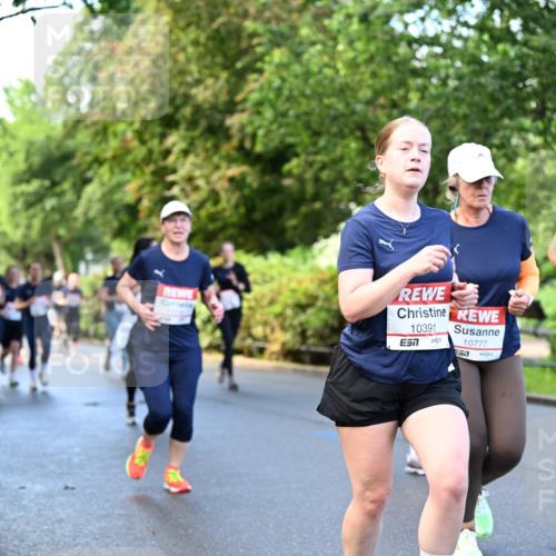 14.06.2026 - REWE Women's Run Dr. Thomas Lammeyer http://msf.ph/oto/9754940 14.06.2026 09:18:17 Laufen 10391, 10777, 5, 10 meine-sportfotos.de
