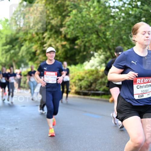 14.06.2026 - REWE Women's Run Dr. Thomas Lammeyer http://msf.ph/oto/9754945 14.06.2026 09:18:17 Laufen 10391, 7, 77 meine-sportfotos.de