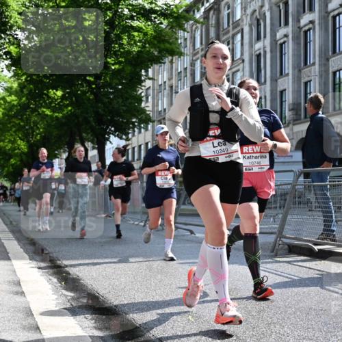 14.06.2026 - REWE Women's Run J. Mangold http://msf.ph/oto/9754946 14.06.2026 10:15:13 Ziel 10202, 10249, 10330, 10570, 10612, 10630, 10746, 11106, 11151 meine-sportfotos.de