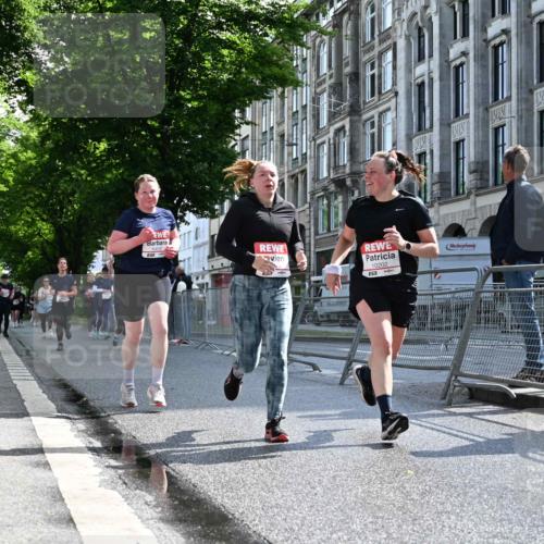 14.06.2026 - REWE Women's Run J. Mangold http://msf.ph/oto/9754972 14.06.2026 10:15:16 Ziel 10171, 10202, 10249, 10432, 10570, 10612, 10619, 10630, 10746, 11106, 11151 meine-sportfotos.de