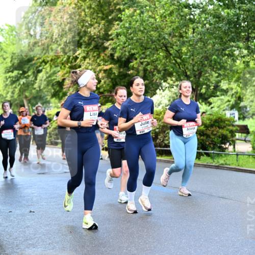 14.06.2026 - REWE Women's Run Dr. Thomas Lammeyer http://msf.ph/oto/9754975 14.06.2026 09:18:21 Laufen 10783, 11248, 130, 11319 meine-sportfotos.de