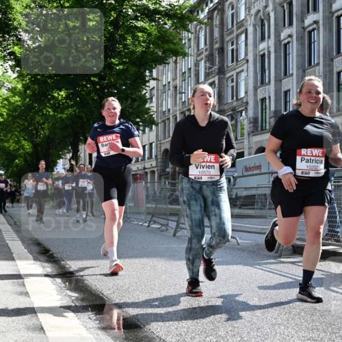 14.06.2026 - REWE Women's Run J. Mangold http://msf.ph/oto/9754979 14.06.2026 10:15:16 Ziel 10171, 10202, 10249, 10432, 10570, 10612, 10619, 10630, 10746, 11106, 11151 meine-sportfotos.de