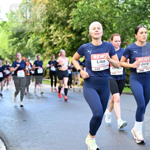 14.06.2026 - REWE Women's Run Dr. Thomas Lammeyer http://msf.ph/oto/9754988 14.06.2026 09:18:22 Laufen 10783, 7, 11304, 11248, 7, 11319 meine-sportfotos.de