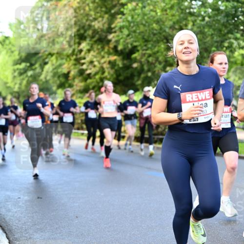 14.06.2026 - REWE Women's Run Dr. Thomas Lammeyer http://msf.ph/oto/9754992 14.06.2026 09:18:23 Laufen 83, 1304, 11248, 57 meine-sportfotos.de