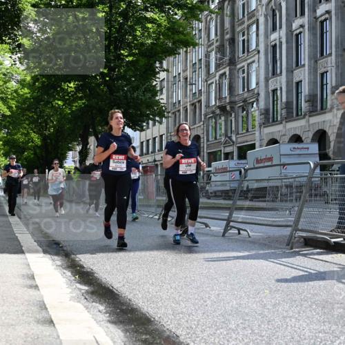 14.06.2026 - REWE Women's Run J. Mangold http://msf.ph/oto/9755017 14.06.2026 10:15:20 Ziel 10171, 10202, 10209, 10432, 10570, 10612, 10619 meine-sportfotos.de