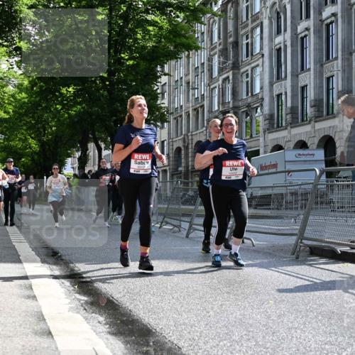 14.06.2026 - REWE Women's Run J. Mangold http://msf.ph/oto/9755027 14.06.2026 10:15:21 Ziel 10171, 10209, 10314, 10420, 10432, 10612, 10619, 10698, 11380, 11381 meine-sportfotos.de