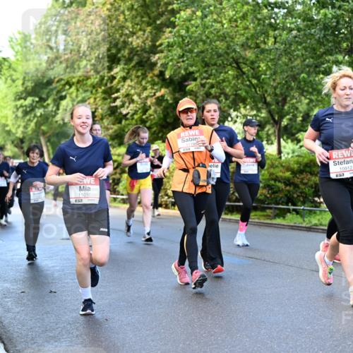 14.06.2026 - REWE Women's Run Dr. Thomas Lammeyer http://msf.ph/oto/9755043 14.06.2026 09:18:26 Laufen 11016, 657, 11198, 10912, 7 meine-sportfotos.de
