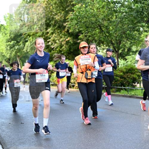 14.06.2026 - REWE Women's Run Dr. Thomas Lammeyer http://msf.ph/oto/9755044 14.06.2026 09:18:27 Laufen 11016, 7, 11198, 10912, 657 meine-sportfotos.de