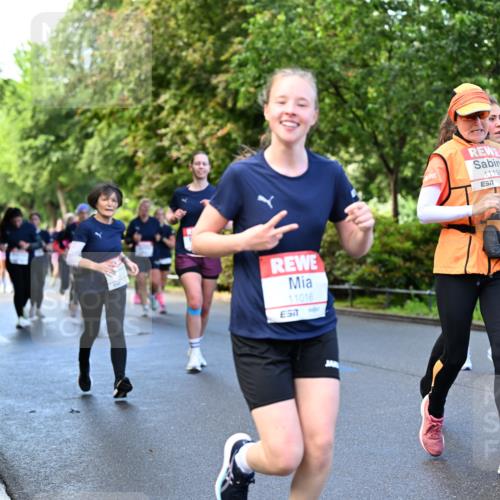 14.06.2026 - REWE Women's Run Dr. Thomas Lammeyer http://msf.ph/oto/9755056 14.06.2026 09:18:27 Laufen 11016, 57, 11198, 57 meine-sportfotos.de