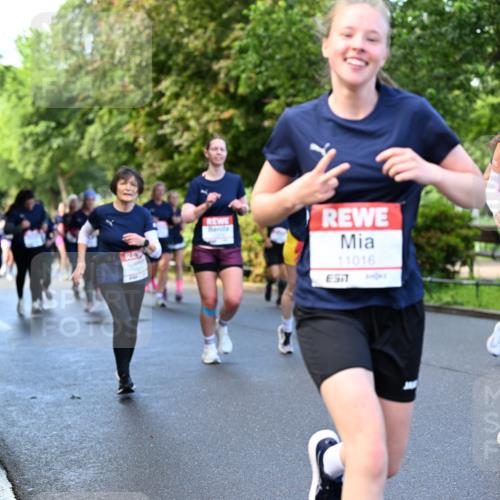 14.06.2026 - REWE Women's Run Dr. Thomas Lammeyer http://msf.ph/oto/9755059 14.06.2026 09:18:28 Laufen 11016, 11198, 7 meine-sportfotos.de