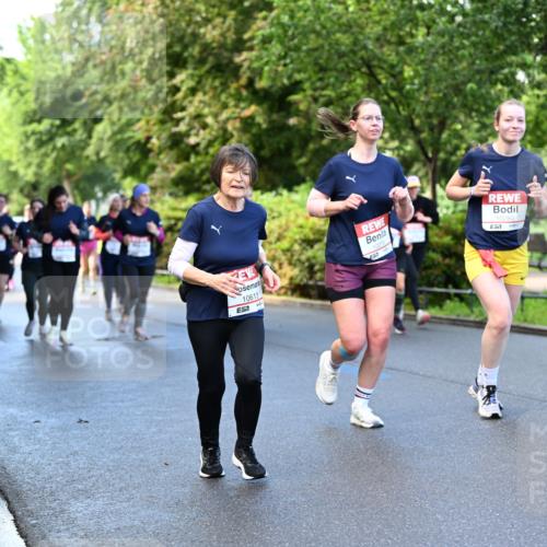 14.06.2026 - REWE Women's Run Dr. Thomas Lammeyer http://msf.ph/oto/9755070 14.06.2026 09:18:29 Laufen 10280, 7, 10613 meine-sportfotos.de