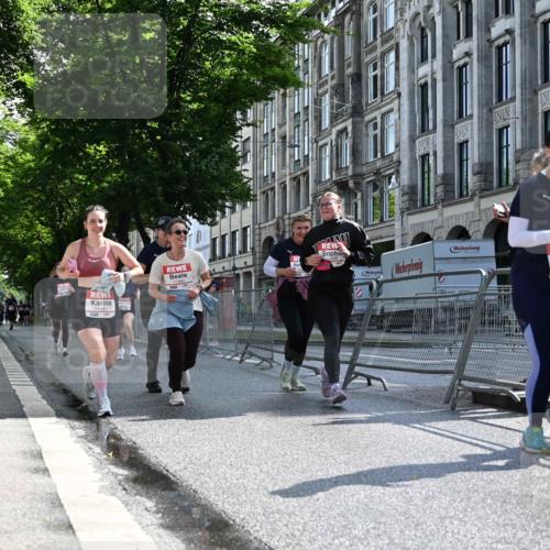 14.06.2026 - REWE Women's Run J. Mangold http://msf.ph/oto/9755079 14.06.2026 10:15:24 Ziel 10171, 10209, 10314, 10420, 10432, 10487, 10619, 10698, 11029, 11168, 11380, 11381 meine-sportfotos.de