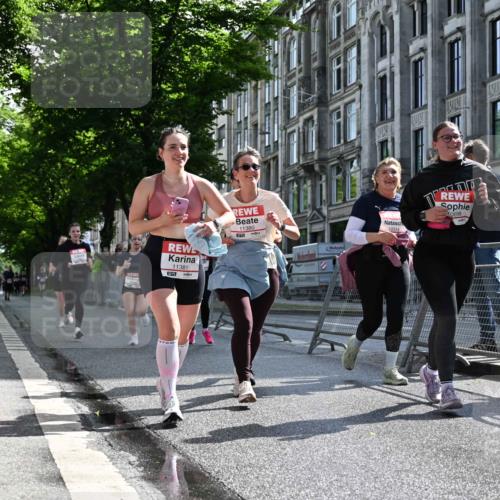 14.06.2026 - REWE Women's Run J. Mangold http://msf.ph/oto/9755097 14.06.2026 10:15:26 Ziel 10171, 10209, 10314, 10420, 10432, 10472, 10487, 10619, 10698, 11029, 11168, 11380, 11381 meine-sportfotos.de