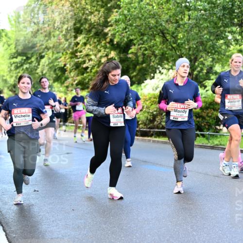14.06.2026 - REWE Women's Run Dr. Thomas Lammeyer http://msf.ph/oto/9755099 14.06.2026 09:18:32 Laufen 10608, 57, 10315, 11383, 10860 meine-sportfotos.de