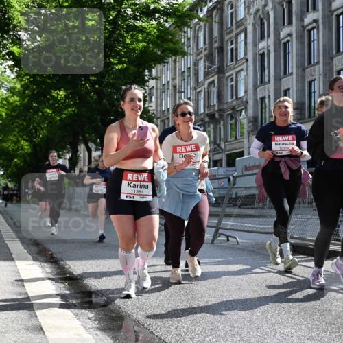 14.06.2026 - REWE Women's Run J. Mangold http://msf.ph/oto/9755101 14.06.2026 10:15:26 Ziel 10171, 10209, 10314, 10420, 10432, 10472, 10487, 10619, 10698, 11029, 11168, 11380, 11381 meine-sportfotos.de
