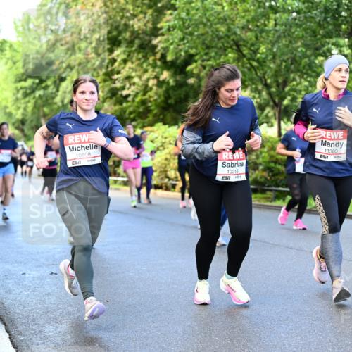 14.06.2026 - REWE Women's Run Dr. Thomas Lammeyer http://msf.ph/oto/9755107 14.06.2026 09:18:32 Laufen 10608, 7, 10315, 7, 11383 meine-sportfotos.de