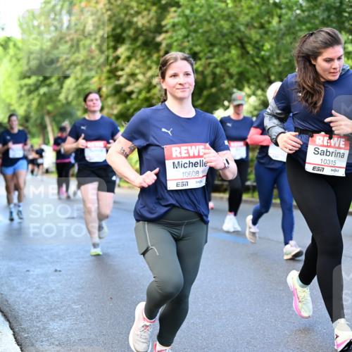 14.06.2026 - REWE Women's Run Dr. Thomas Lammeyer http://msf.ph/oto/9755116 14.06.2026 09:18:33 Laufen 10608, 10315, 7 meine-sportfotos.de