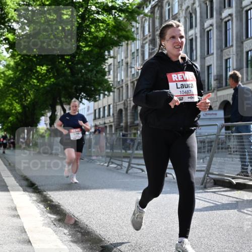 14.06.2026 - REWE Women's Run J. Mangold http://msf.ph/oto/9755129 14.06.2026 10:15:29 Ziel 10209, 10314, 10420, 10472, 10487, 10698, 11029, 11168, 11380, 11381 meine-sportfotos.de