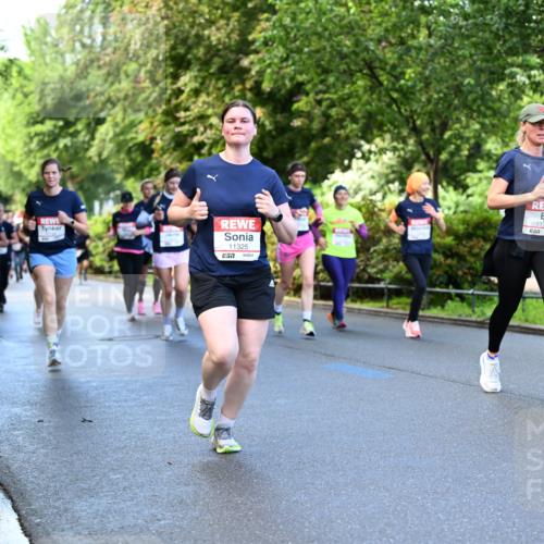 14.06.2026 - REWE Women's Run Dr. Thomas Lammeyer http://msf.ph/oto/9755130 14.06.2026 09:18:34 Laufen 11325, 7, 11131, 57 meine-sportfotos.de