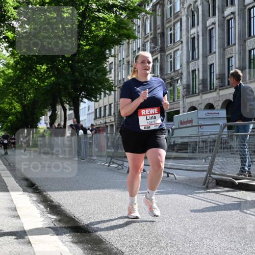 14.06.2026 - REWE Women's Run J. Mangold http://msf.ph/oto/9755142 14.06.2026 10:15:31 Ziel 10314, 10420, 10472, 10487, 10698, 11029, 11168, 11380, 11381 meine-sportfotos.de