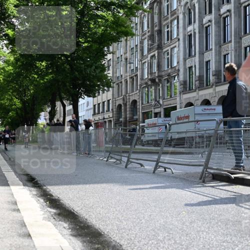 14.06.2026 - REWE Women's Run J. Mangold http://msf.ph/oto/9755156 14.06.2026 10:15:32 Ziel 10472, 10487, 11029, 11168 meine-sportfotos.de