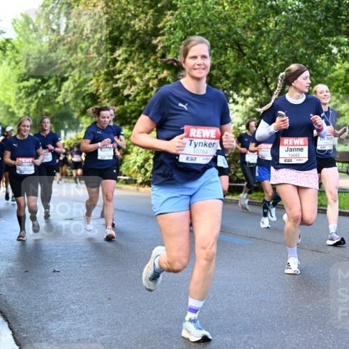 14.06.2026 - REWE Women's Run Dr. Thomas Lammeyer http://msf.ph/oto/9755162 14.06.2026 09:18:37 Laufen 10784, 7, 10043 meine-sportfotos.de