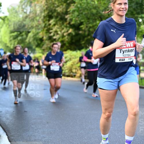 14.06.2026 - REWE Women's Run Dr. Thomas Lammeyer http://msf.ph/oto/9755171 14.06.2026 09:18:37 Laufen 10784, 10043 meine-sportfotos.de