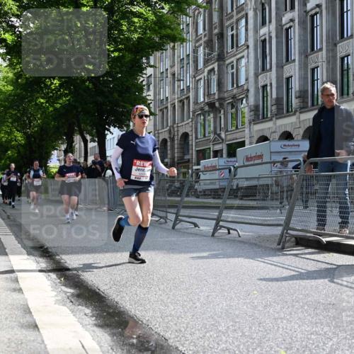 14.06.2026 - REWE Women's Run J. Mangold http://msf.ph/oto/9755173 14.06.2026 10:15:46 Ziel 10037, 10038, 10179, 11072 meine-sportfotos.de