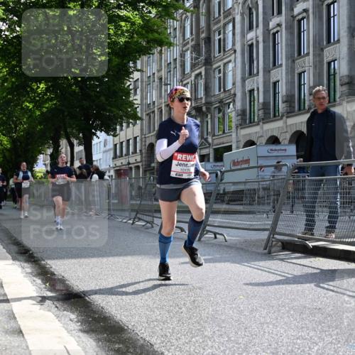 14.06.2026 - REWE Women's Run J. Mangold http://msf.ph/oto/9755181 14.06.2026 10:15:47 Ziel 10037, 10038, 10143, 10179, 11072, 11085 meine-sportfotos.de
