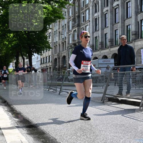 14.06.2026 - REWE Women's Run J. Mangold http://msf.ph/oto/9755184 14.06.2026 10:15:47 Ziel 10037, 10038, 10143, 10179, 11072, 11085 meine-sportfotos.de