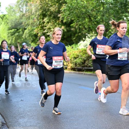 14.06.2026 - REWE Women's Run Dr. Thomas Lammeyer http://msf.ph/oto/9755192 14.06.2026 09:18:39 Laufen 10923, 103, 7, 10664, 10677, 7 meine-sportfotos.de