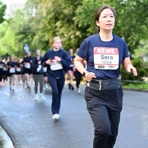 14.06.2026 - REWE Women's Run Dr. Thomas Lammeyer http://msf.ph/oto/9755209 14.06.2026 09:18:42 Laufen 10339 meine-sportfotos.de
