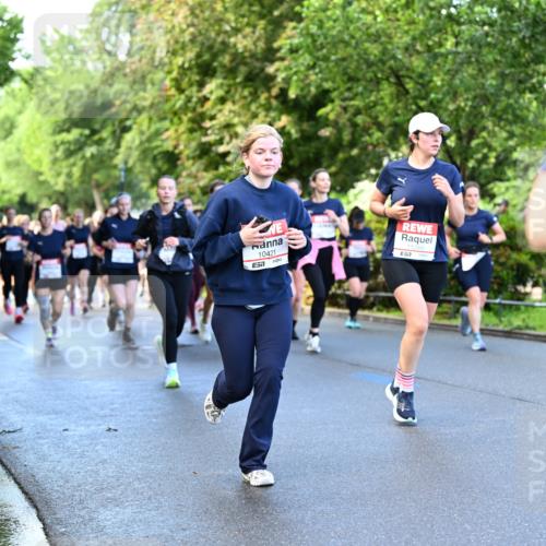 14.06.2026 - REWE Women's Run Dr. Thomas Lammeyer http://msf.ph/oto/9755215 14.06.2026 09:18:42 Laufen 10421 meine-sportfotos.de
