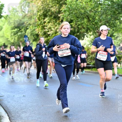 14.06.2026 - REWE Women's Run Dr. Thomas Lammeyer http://msf.ph/oto/9755218 14.06.2026 09:18:42 Laufen 10421, 7, 11269 meine-sportfotos.de