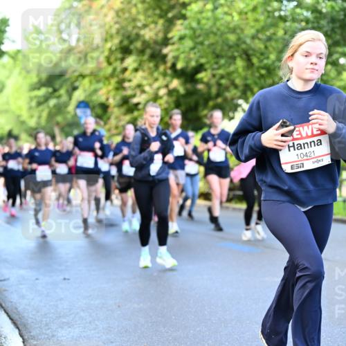 14.06.2026 - REWE Women's Run Dr. Thomas Lammeyer http://msf.ph/oto/9755228 14.06.2026 09:18:43 Laufen 10421, 7, 11269 meine-sportfotos.de