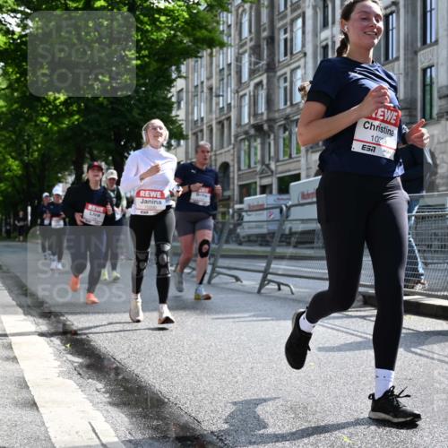 14.06.2026 - REWE Women's Run J. Mangold http://msf.ph/oto/9755243 14.06.2026 10:15:57 Ziel 10143, 10200, 10289, 10658, 11061, 11085, 11227, 11490 meine-sportfotos.de