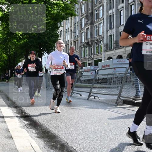14.06.2026 - REWE Women's Run J. Mangold http://msf.ph/oto/9755246 14.06.2026 10:15:57 Ziel 10143, 10200, 10289, 10658, 11061, 11085, 11227, 11490 meine-sportfotos.de