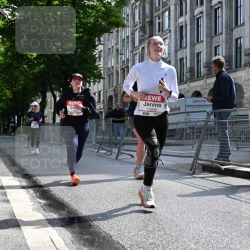 14.06.2026 - REWE Women's Run J. Mangold http://msf.ph/oto/9755254 14.06.2026 10:15:58 Ziel 10200, 10289, 10658, 11061, 11227, 11490 meine-sportfotos.de