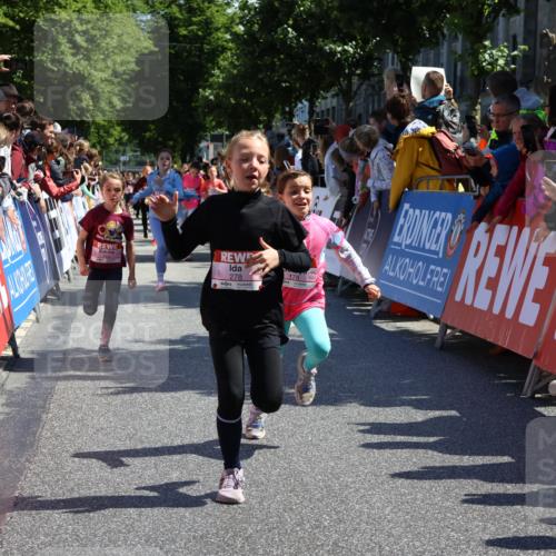 14.06.2026 - REWE Women's Run Strokosch-Dieckow http://msf.ph/oto/9755261 14.06.2026 11:37:09 Ziel 116, 149, 178, 183, 235, 251, 277, 278, 313, 355, 363 meine-sportfotos.de