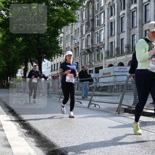 14.06.2026 - REWE Women's Run J. Mangold http://msf.ph/oto/9755295 14.06.2026 10:16:01 Ziel 10200, 10289, 10658, 11061, 11222, 11227, 11490 meine-sportfotos.de