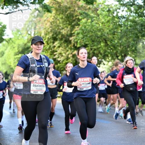 14.06.2026 - REWE Women's Run Dr. Thomas Lammeyer http://msf.ph/oto/9755304 14.06.2026 09:18:49 Laufen 10068, 10931, 10031, 7, 6, 00 meine-sportfotos.de
