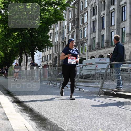 14.06.2026 - REWE Women's Run J. Mangold http://msf.ph/oto/9755306 14.06.2026 10:16:39 Ziel 11299 meine-sportfotos.de