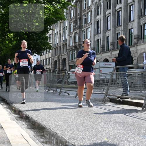 14.06.2026 - REWE Women's Run J. Mangold http://msf.ph/oto/9755327 14.06.2026 10:16:52 Ziel 10035, 10216, 10829, 10957, 10990, 11000, 11226, 11400 meine-sportfotos.de