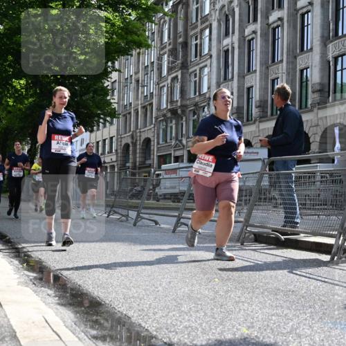 14.06.2026 - REWE Women's Run J. Mangold http://msf.ph/oto/9755329 14.06.2026 10:16:52 Ziel 10035, 10216, 10829, 10957, 10990, 11000, 11226, 11400 meine-sportfotos.de