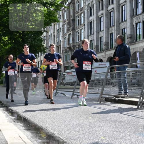 14.06.2026 - REWE Women's Run J. Mangold http://msf.ph/oto/9755346 14.06.2026 10:16:55 Ziel 10035, 10216, 10863, 10957, 10990, 11000, 11088, 11226, 11400 meine-sportfotos.de