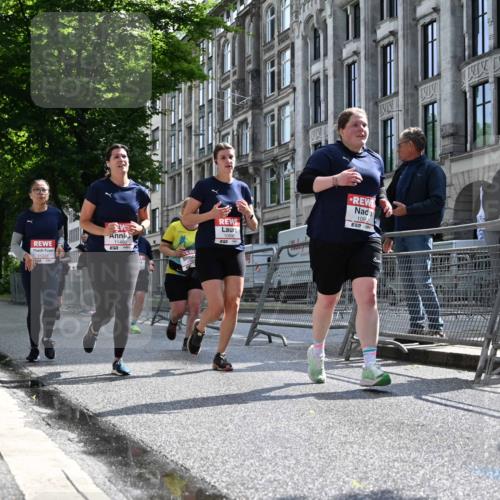 14.06.2026 - REWE Women's Run J. Mangold http://msf.ph/oto/9755352 14.06.2026 10:16:56 Ziel 10035, 10216, 10863, 10957, 10990, 11000, 11088, 11226, 11400 meine-sportfotos.de