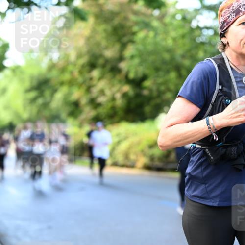 14.06.2026 - REWE Women's Run Dr. Thomas Lammeyer http://msf.ph/oto/9755387 14.06.2026 09:18:55 Laufen 18449 meine-sportfotos.de